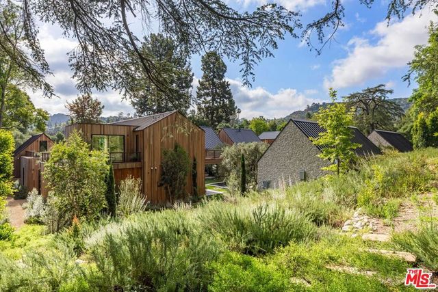 3405 Fryman Road, Studio City, CA 91604