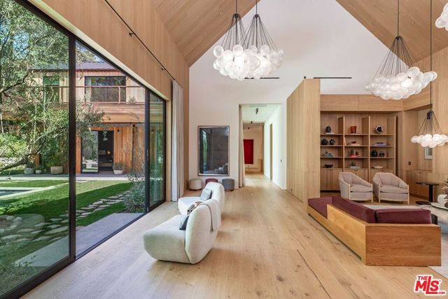 3405 Fryman Road, Studio City, CA 91604