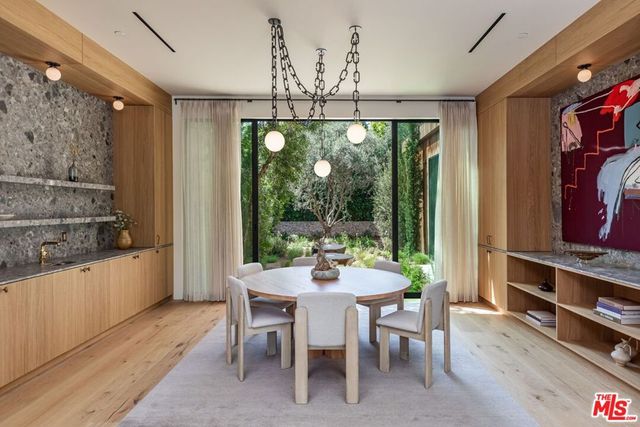 3405 Fryman Road, Studio City, CA 91604