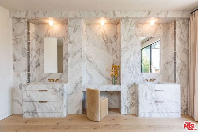 3405 Fryman Road, Studio City, CA 91604
