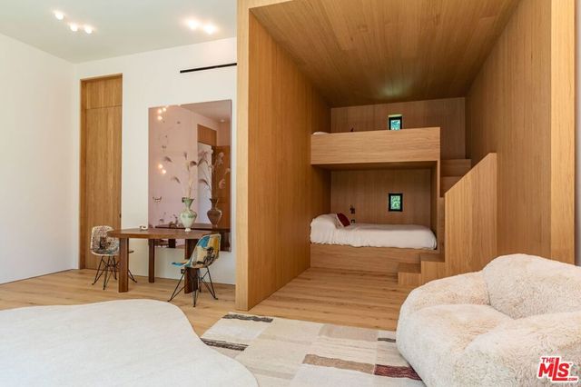 3405 Fryman Road, Studio City, CA 91604