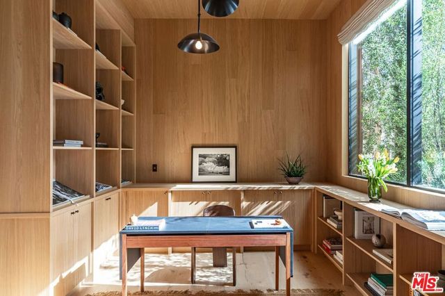 3405 Fryman Road, Studio City, CA 91604