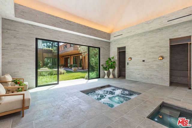 3405 Fryman Road, Studio City, CA 91604