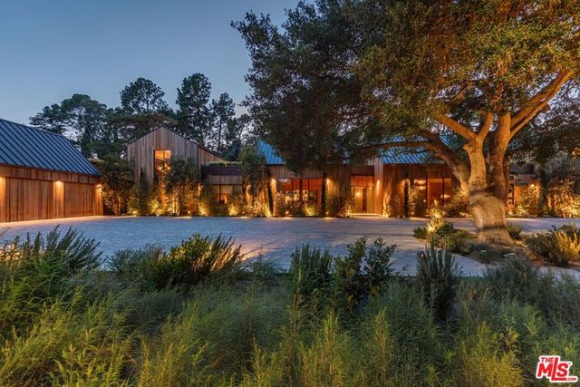 3405 Fryman Road, Studio City, CA 91604