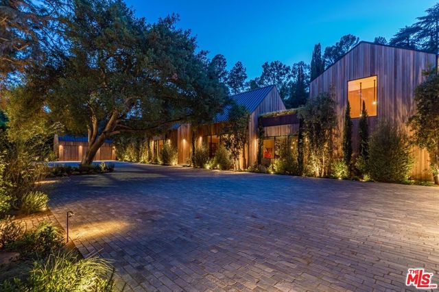 3405 Fryman Road, Studio City, CA 91604