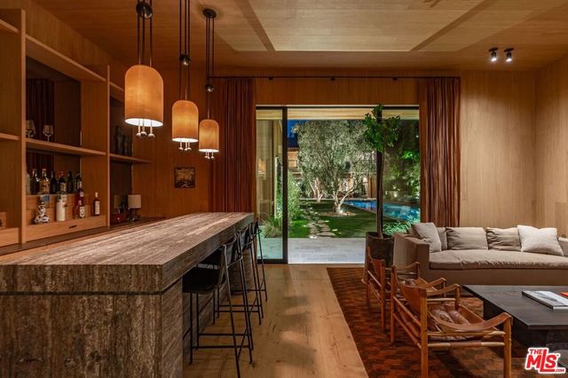 3405 Fryman Road, Studio City, CA 91604
