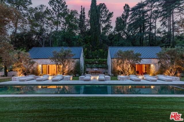 3405 Fryman Road, Studio City, CA 91604