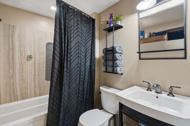10 First Street, Canaan, NH 03741