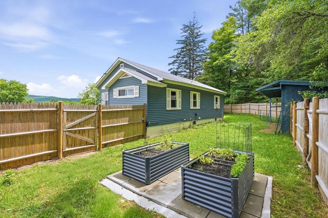 10 First Street, Canaan, NH 03741