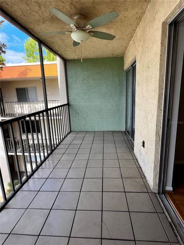 1130 N LAKE PARKER AVENUE E332, Lakeland, FL 33805