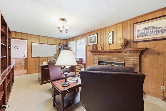 409 Oakridge Road, Cary, NC 27511