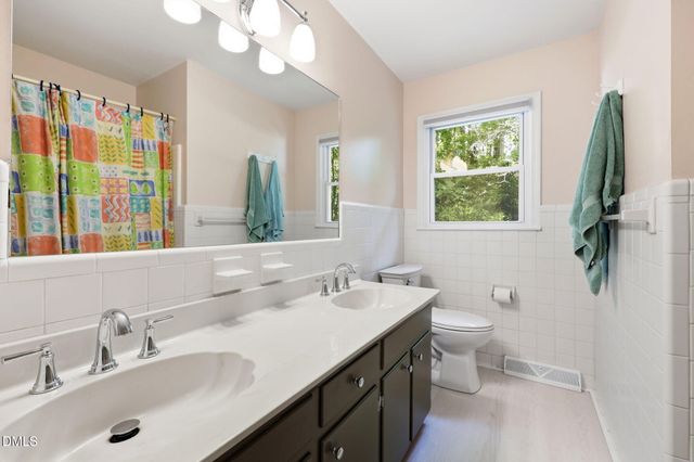 409 Oakridge Road, Cary, NC 27511