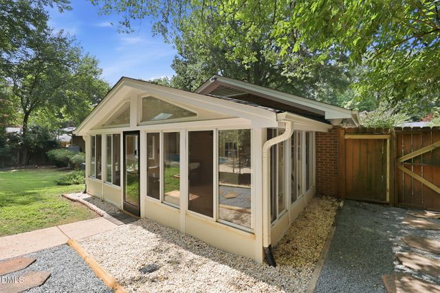 409 Oakridge Road, Cary, NC 27511