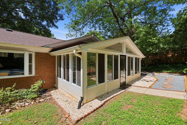 409 Oakridge Road, Cary, NC 27511