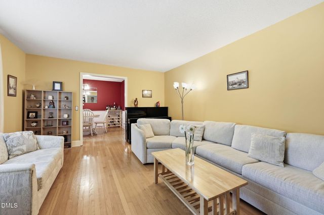 409 Oakridge Road, Cary, NC 27511