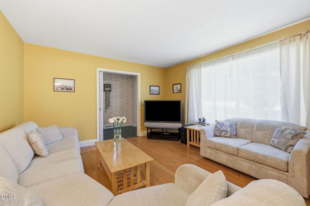 409 Oakridge Road, Cary, NC 27511