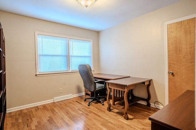 1091 Collins Lane, Frankfort, KY 40601