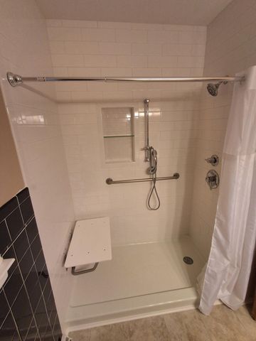 1091 Collins Lane, Frankfort, KY 40601