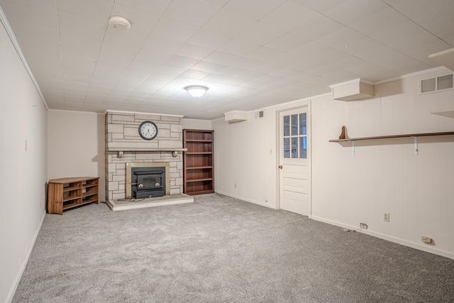 1091 Collins Lane, Frankfort, KY 40601