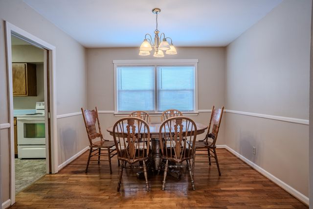 1091 Collins Lane, Frankfort, KY 40601