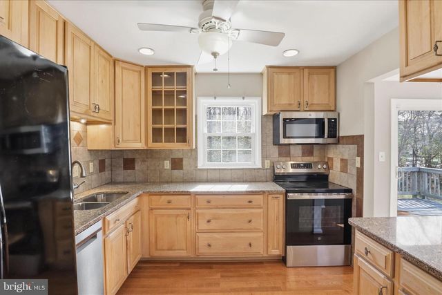 14013 LINDENDALE RD, Woodbridge, VA 22193