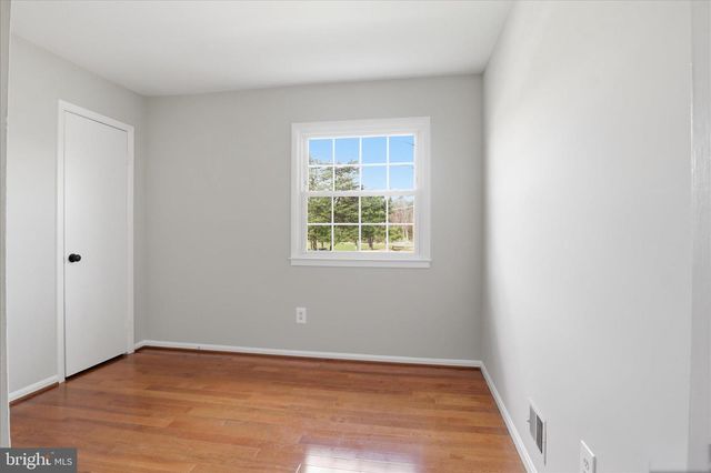 14013 LINDENDALE RD, Woodbridge, VA 22193