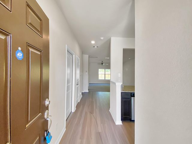 10607 Lost Maples Drive, Cleveland, TX 77328