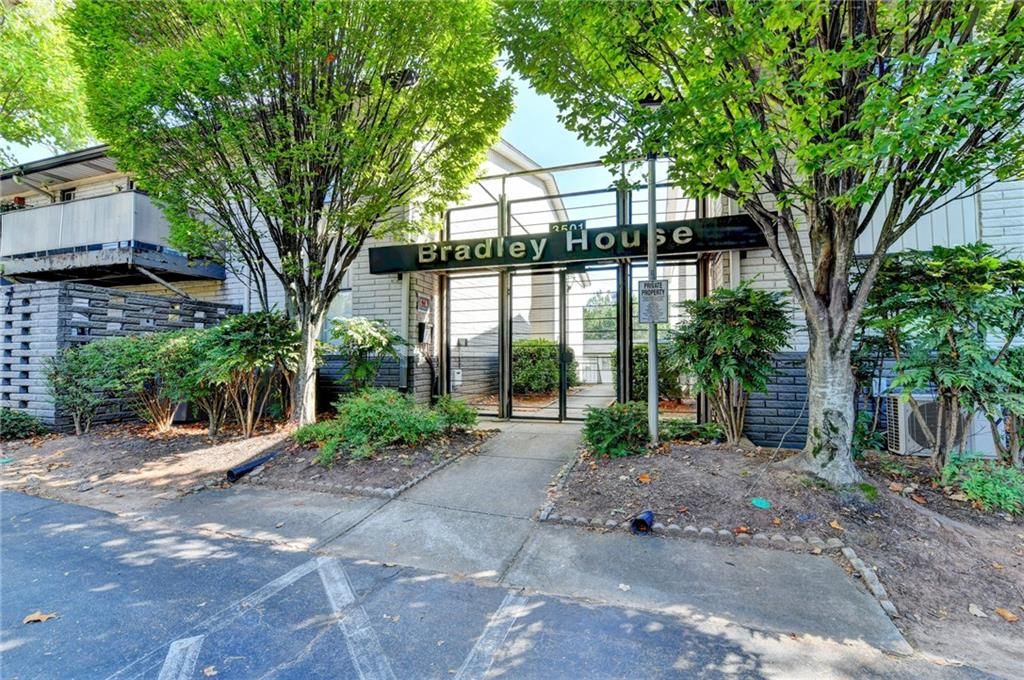 3501 Roswell Road NE 107, Atlanta, GA 30305