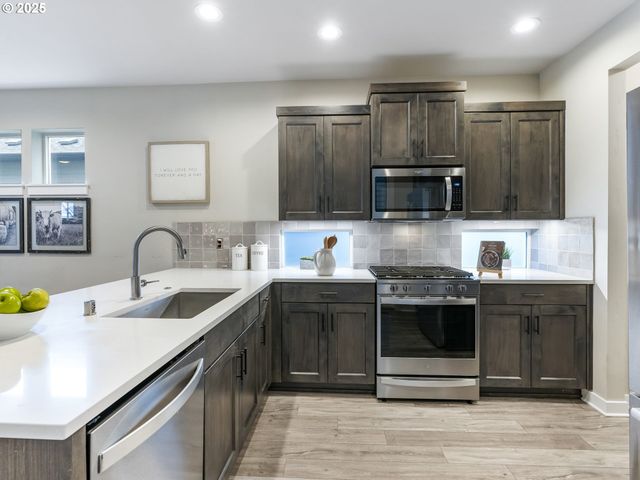 10105 Ne 132ND Ave, Vancouver, WA 98682