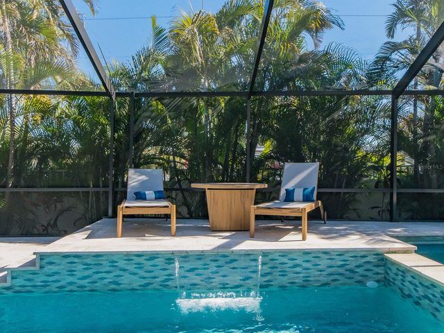 557 FLORIDA AVENUE, Palm Harbor, FL 34683