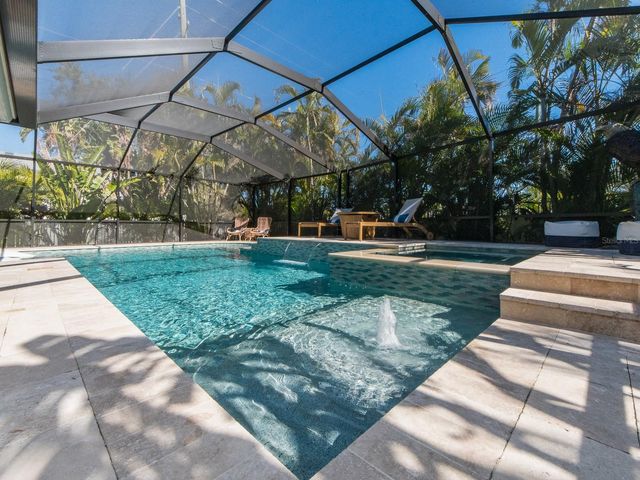 557 FLORIDA AVENUE, Palm Harbor, FL 34683