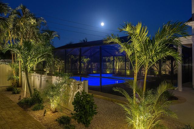 557 FLORIDA AVENUE, Palm Harbor, FL 34683