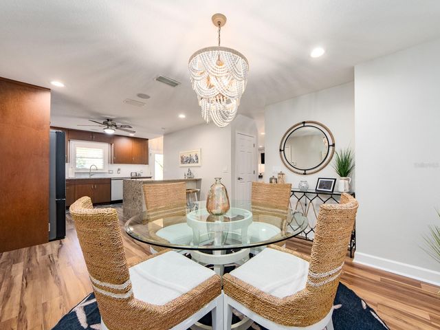 557 FLORIDA AVENUE, Palm Harbor, FL 34683