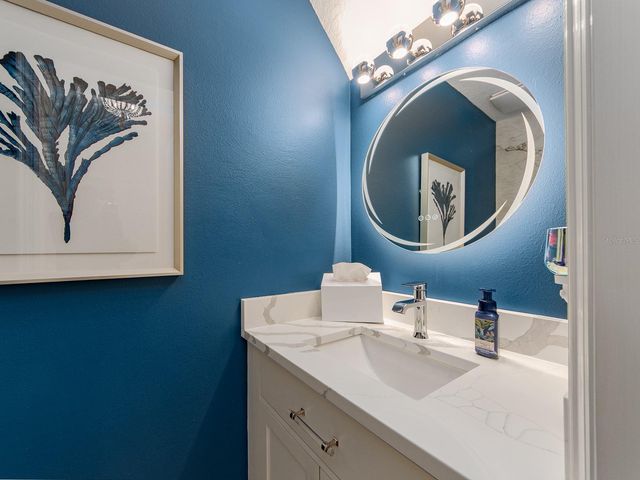 557 FLORIDA AVENUE, Palm Harbor, FL 34683