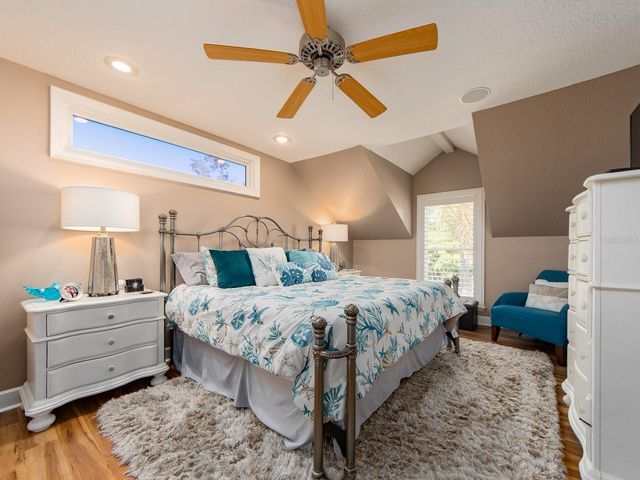 557 FLORIDA AVENUE, Palm Harbor, FL 34683