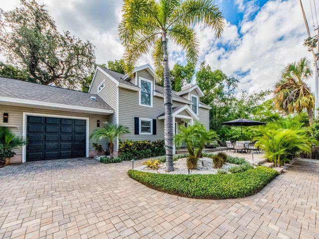 557 FLORIDA AVENUE, Palm Harbor, FL 34683