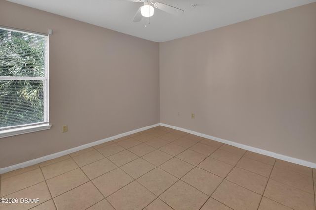 940 Village Trl Unit 3-201, Port Orange, FL 32127