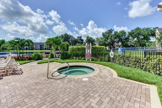 940 Village Trl Unit 3-201, Port Orange, FL 32127