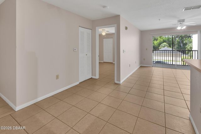 940 Village Trl Unit 3-201, Port Orange, FL 32127