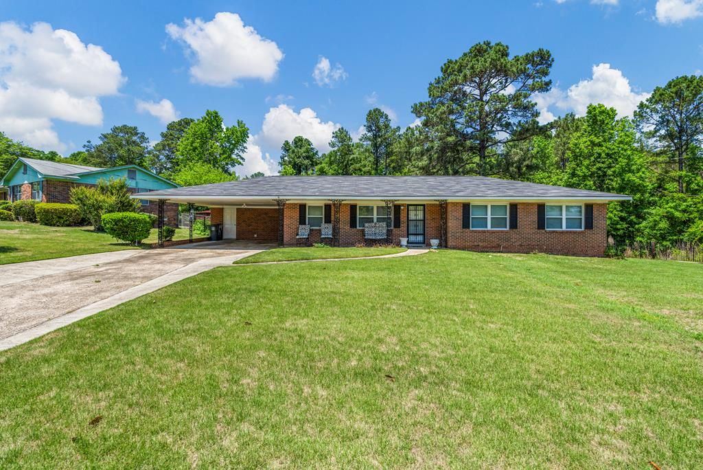2804 9th Place, Phenix City, AL 36869