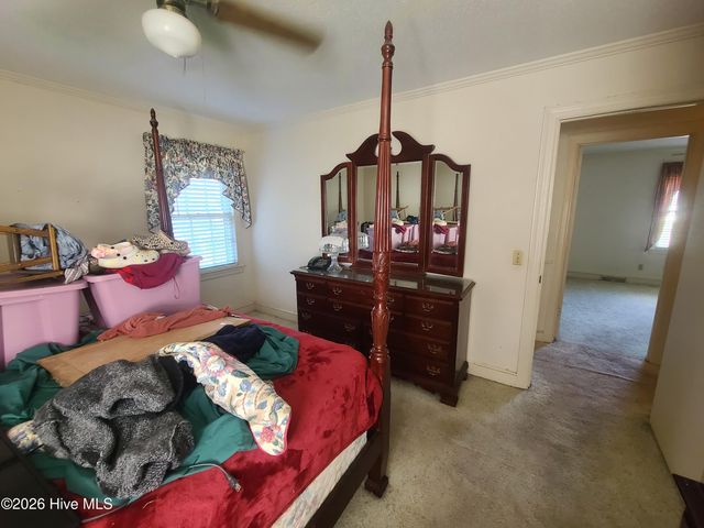 2904 Graham Drive, Kinston, NC 28504