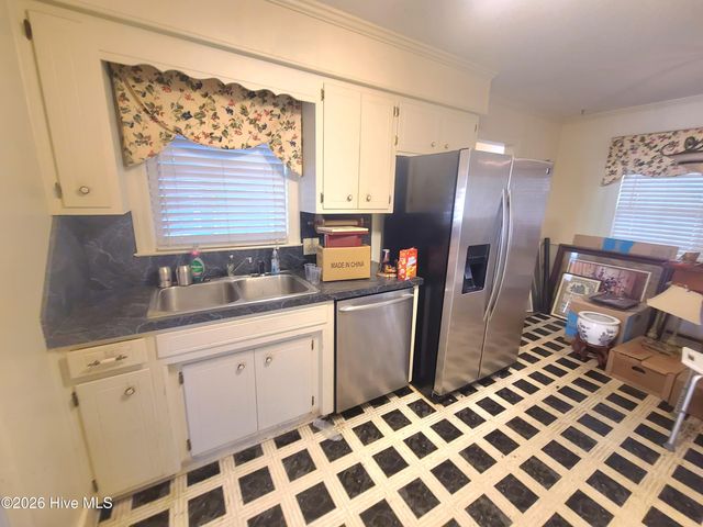 2904 Graham Drive, Kinston, NC 28504