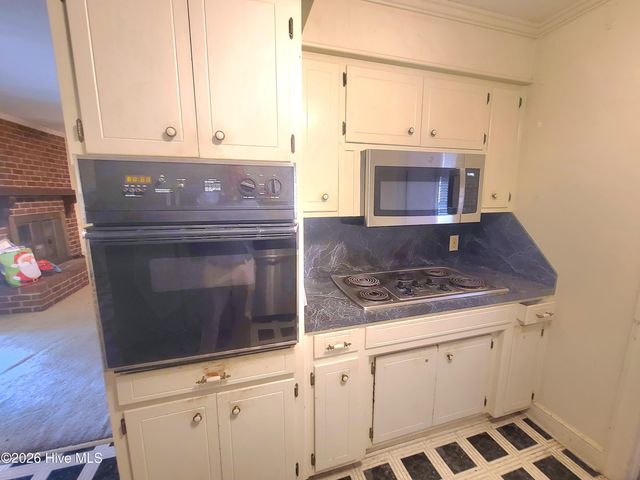 2904 Graham Drive, Kinston, NC 28504