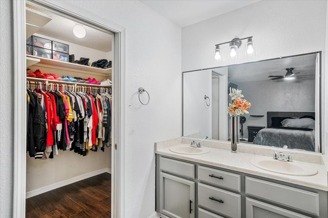 5808 Constitution Way, Redding, CA 96003