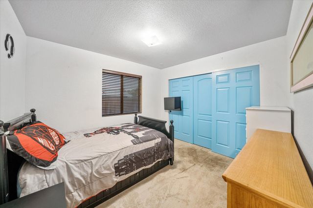 5808 Constitution Way, Redding, CA 96003