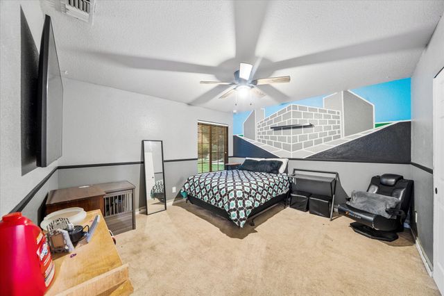 5808 Constitution Way, Redding, CA 96003