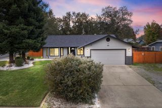 5808 Constitution Way, Redding, CA 96003