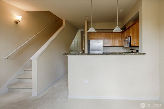 21244 SE 42ND Lane, Issaquah, WA 98029