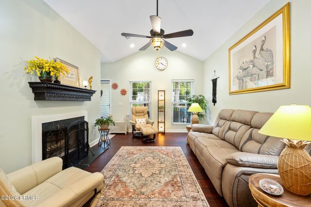 6 Peytons Way, Beaufort, SC 29907