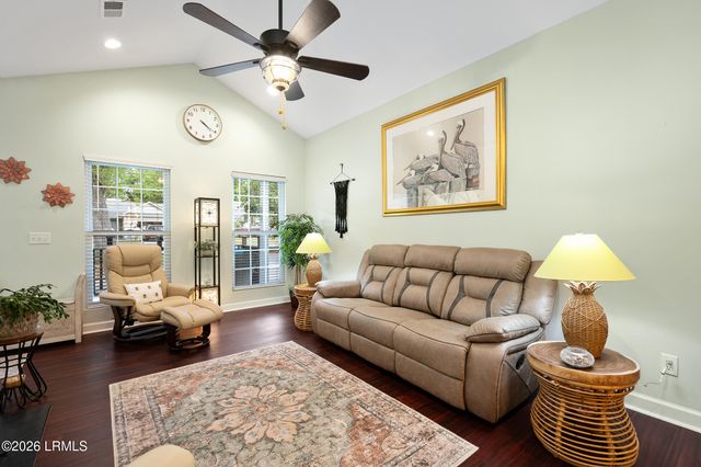 6 Peytons Way, Beaufort, SC 29907